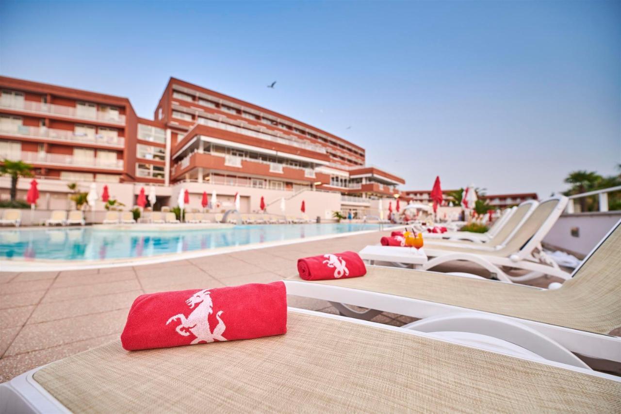 Hotel Albatros Plava Laguna Poreč Dış mekan fotoğraf