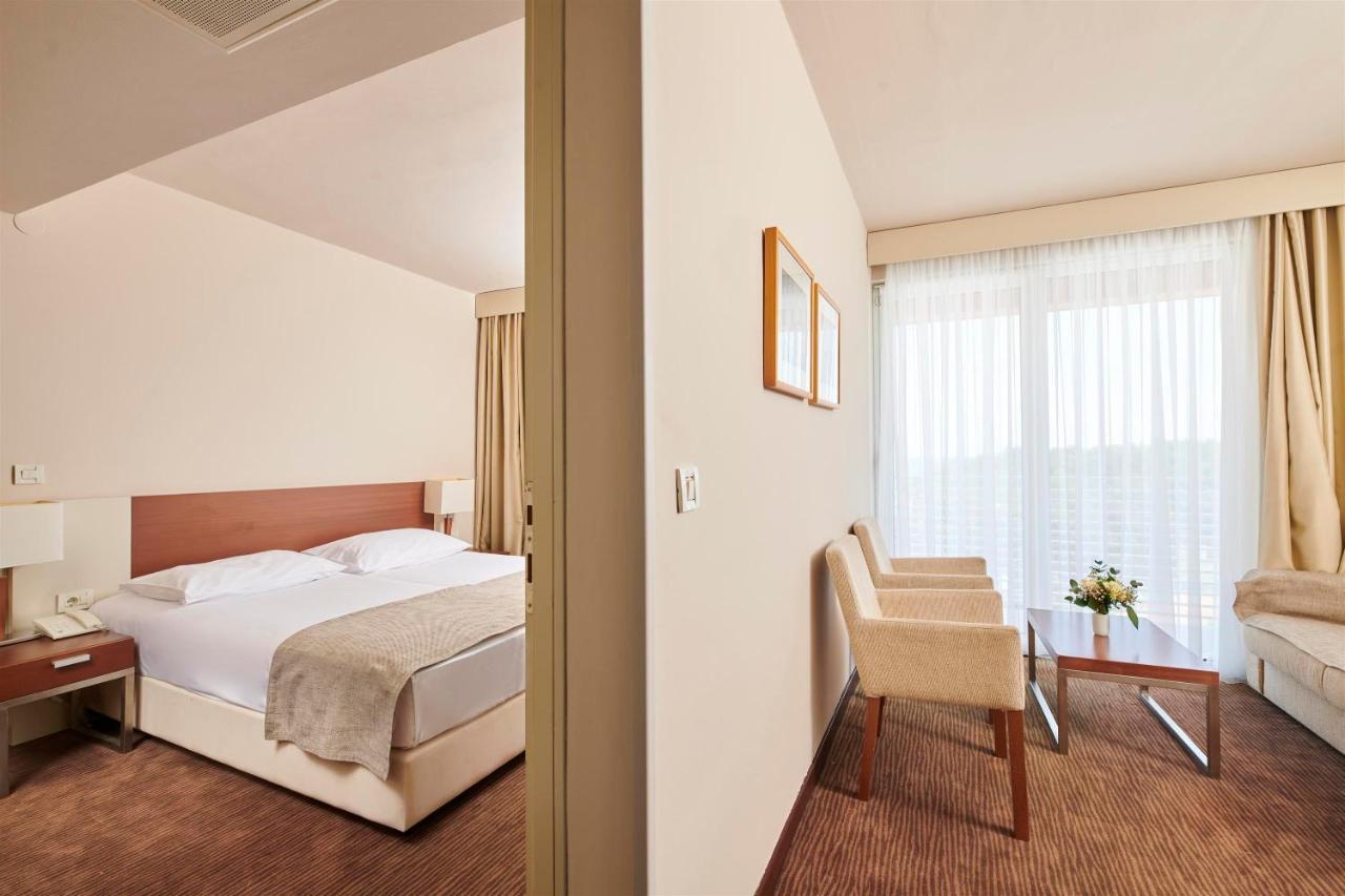 Hotel Albatros Plava Laguna Poreč Dış mekan fotoğraf